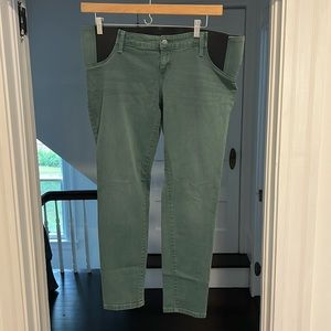 Maternity stretch jeans in green